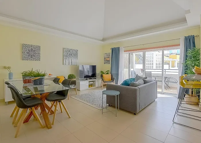 Penthouse Cassia *